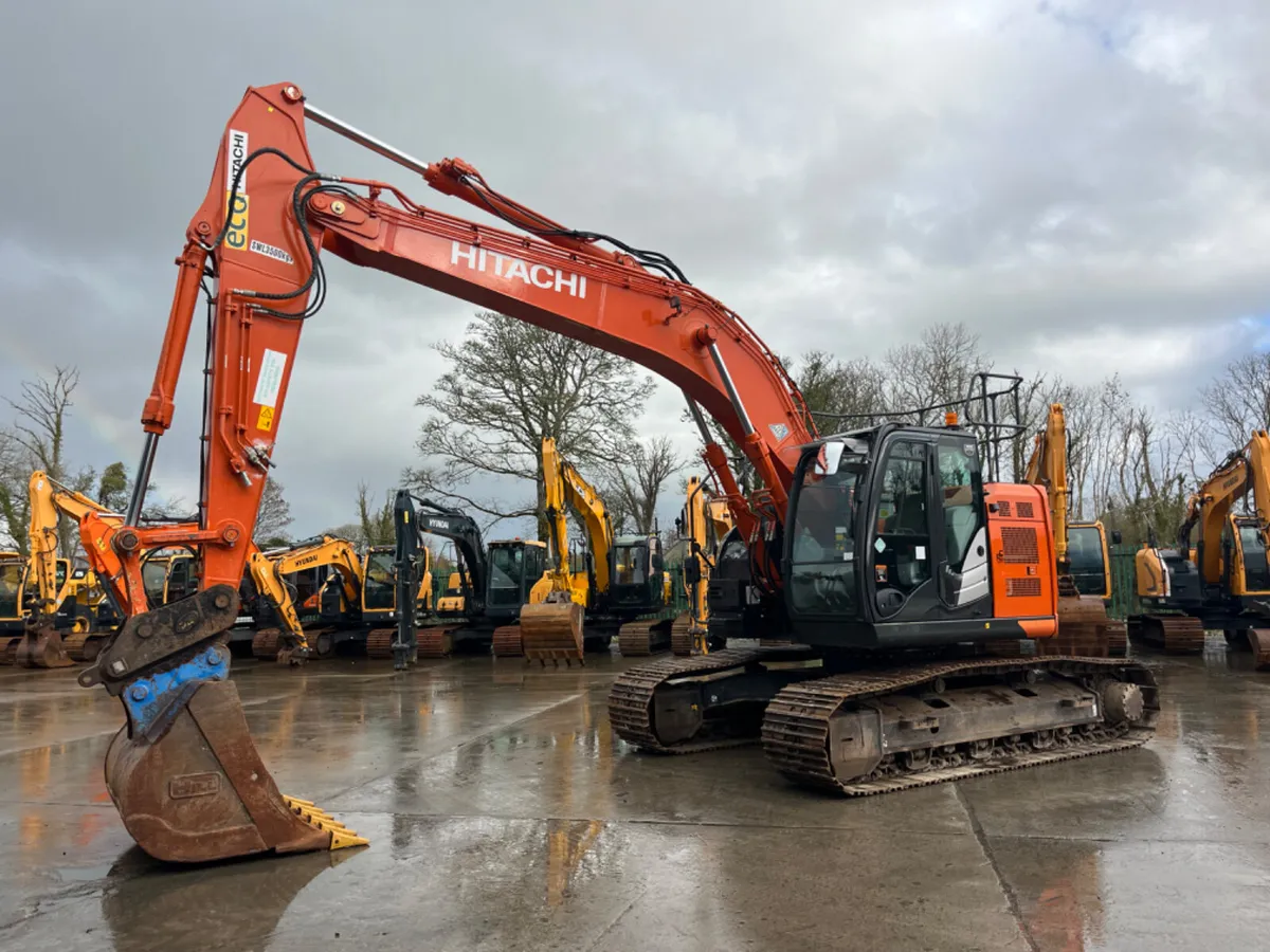 2021 Hitachi ZX225USLC-6 - Image 2