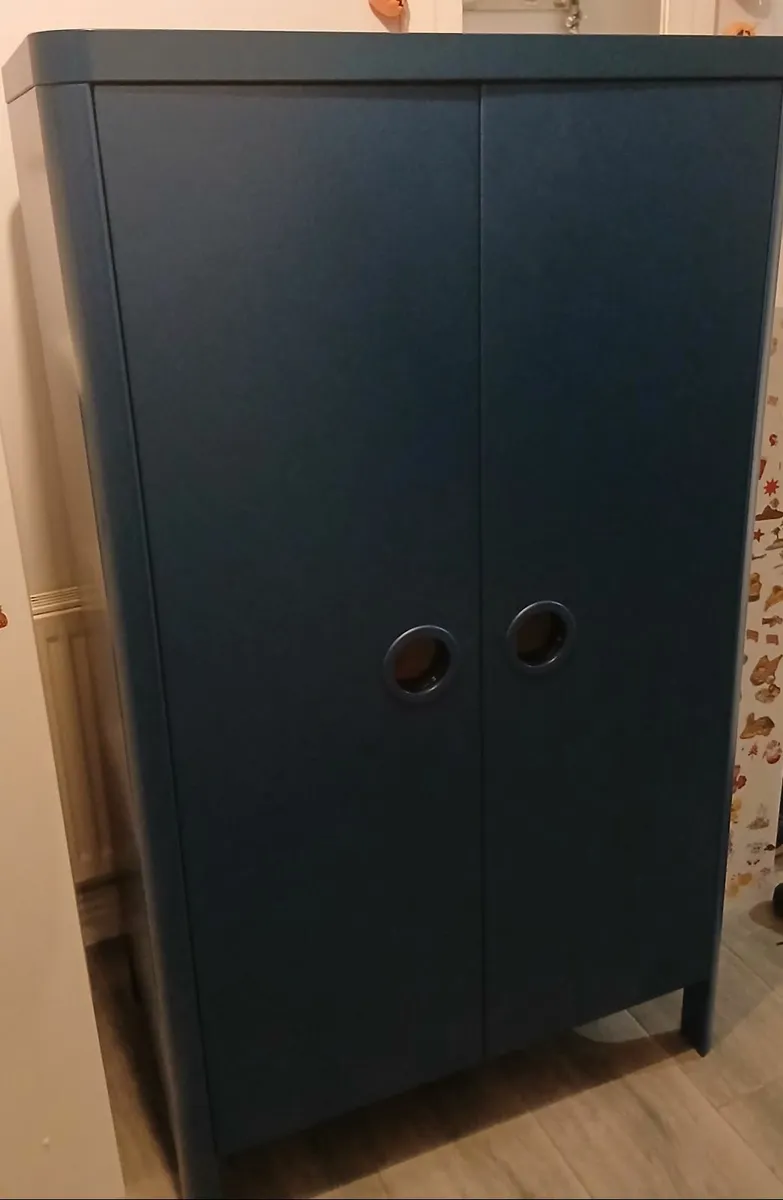 kids wardrobe - Image 1