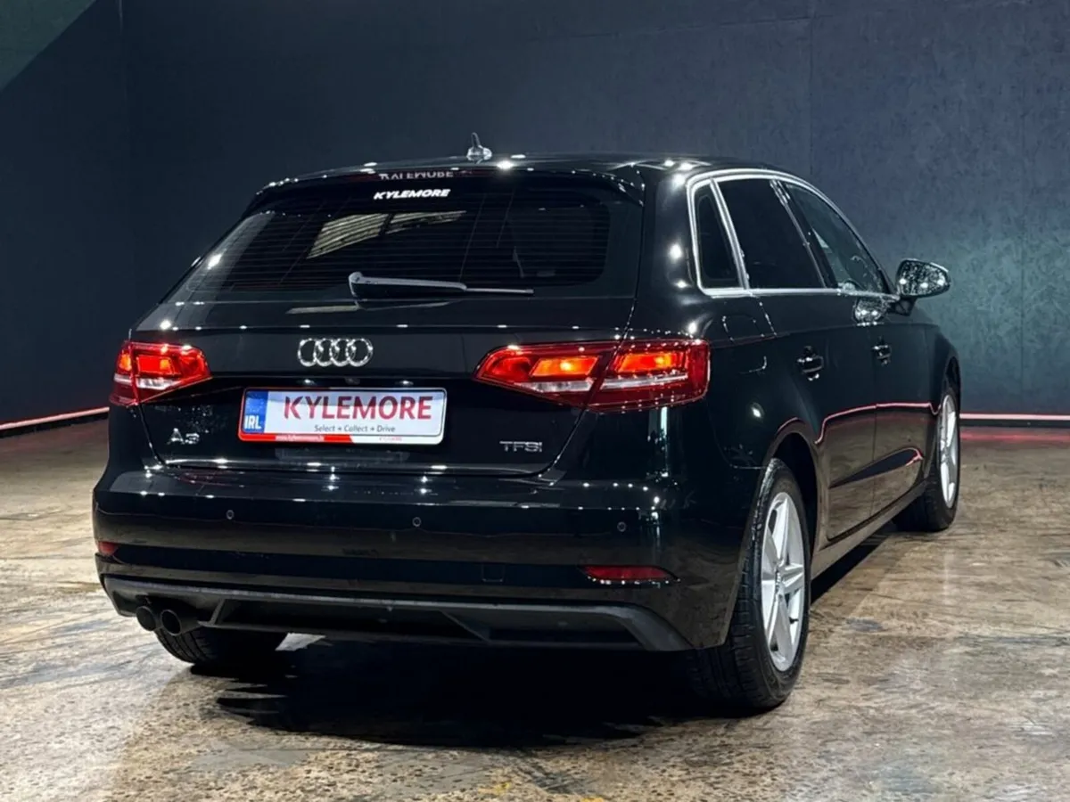 Audi A3 AUTOMATIC 1.4L TFSI - REVERSE CAMERA - CRU - Image 4