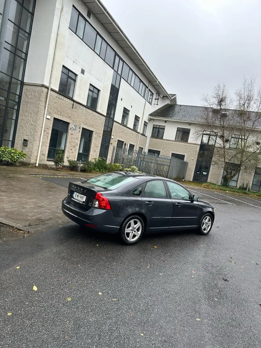 10 Volvo S40 1.6d NCT’d & TAX 06/26 - Image 2