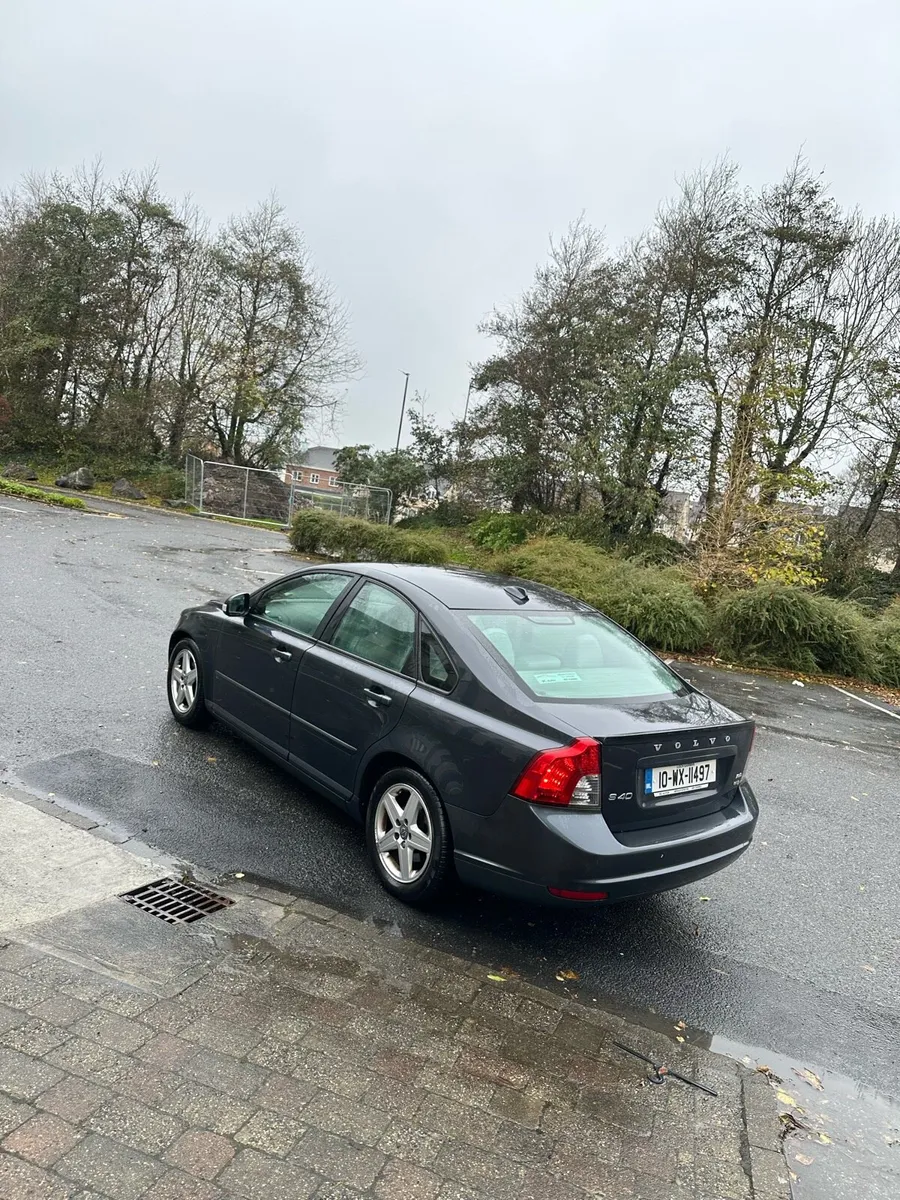 10 Volvo S40 1.6d NCT’d & TAX 06/26 - Image 3