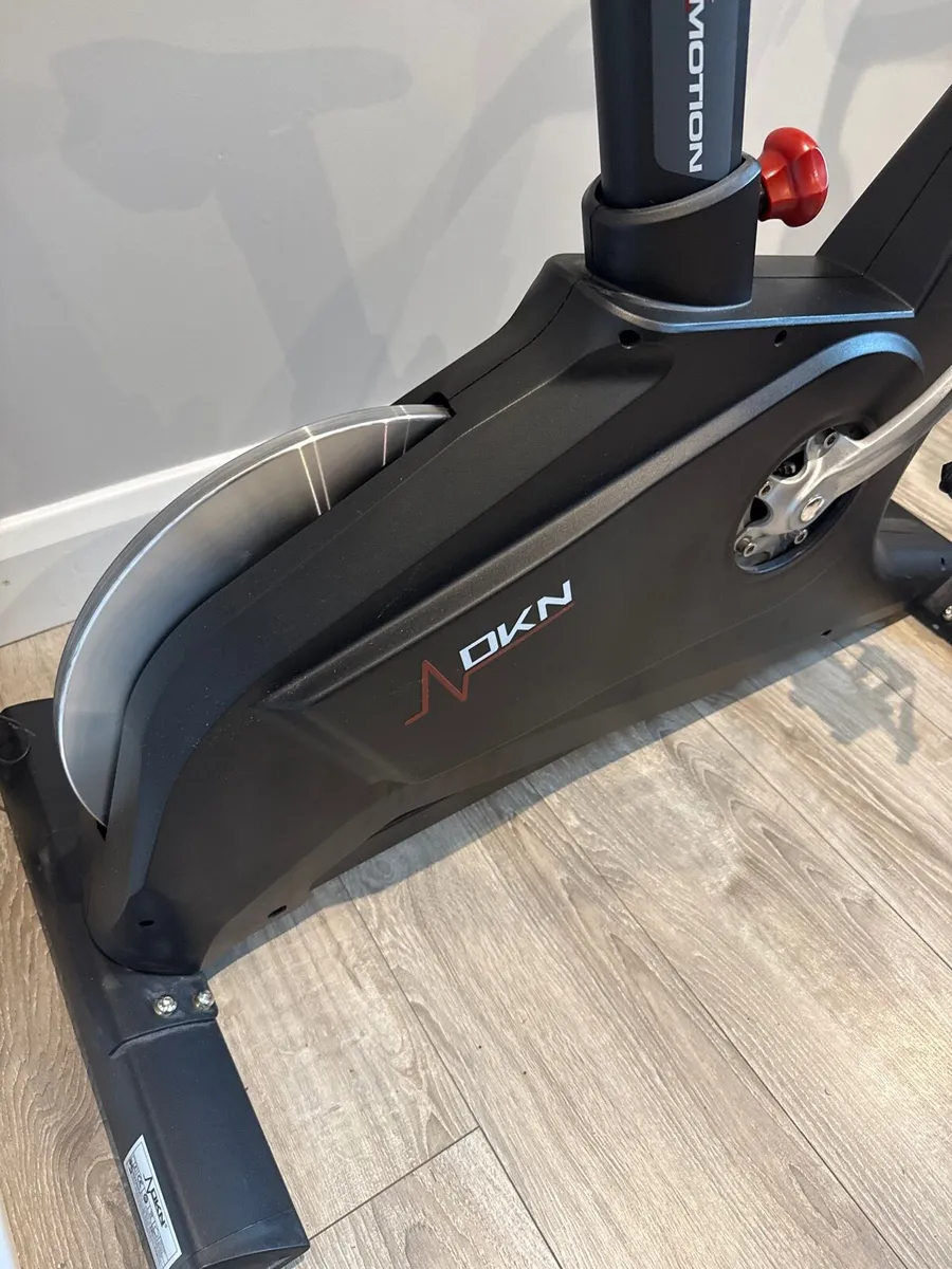 Exercise bike - Image 4