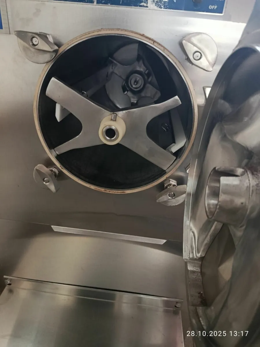 Batch Freezer Emery Thompson and Pasteuriser - Image 1