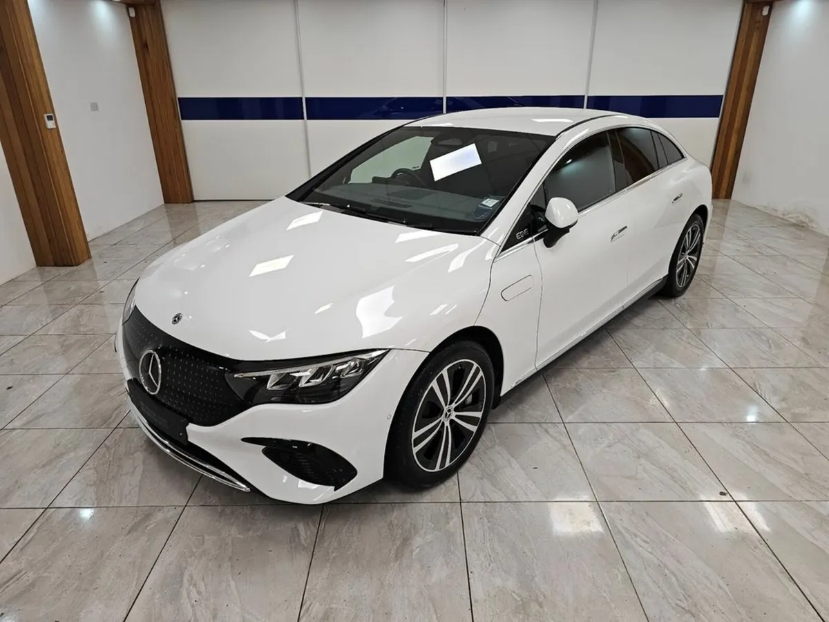 Mercedes-Benz EQE 350 SPORT + - Image 3