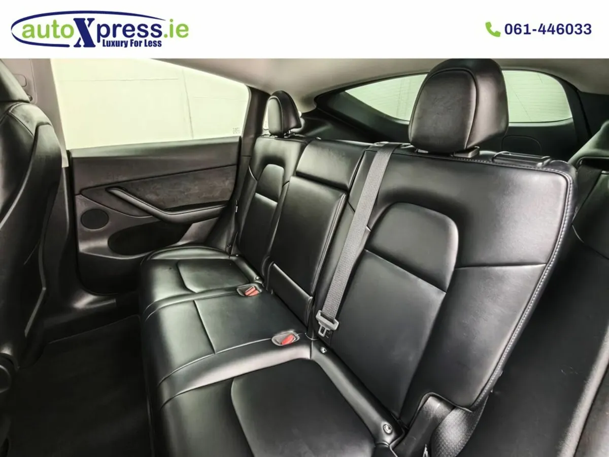 Tesla Model Y LONG RANGE Dual motor AWD, Panoramic - Image 4