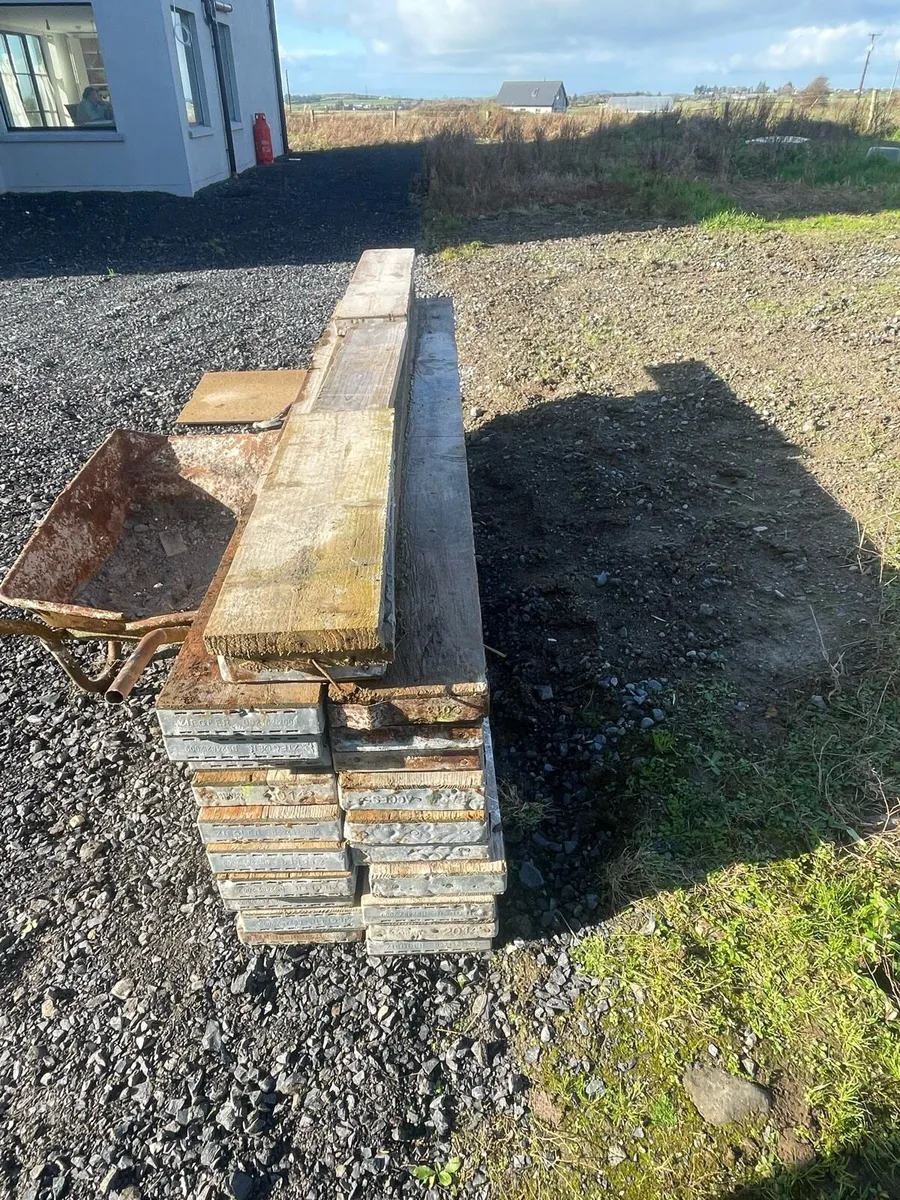 Scaffolding Planks & 2 Purlines - Image 1