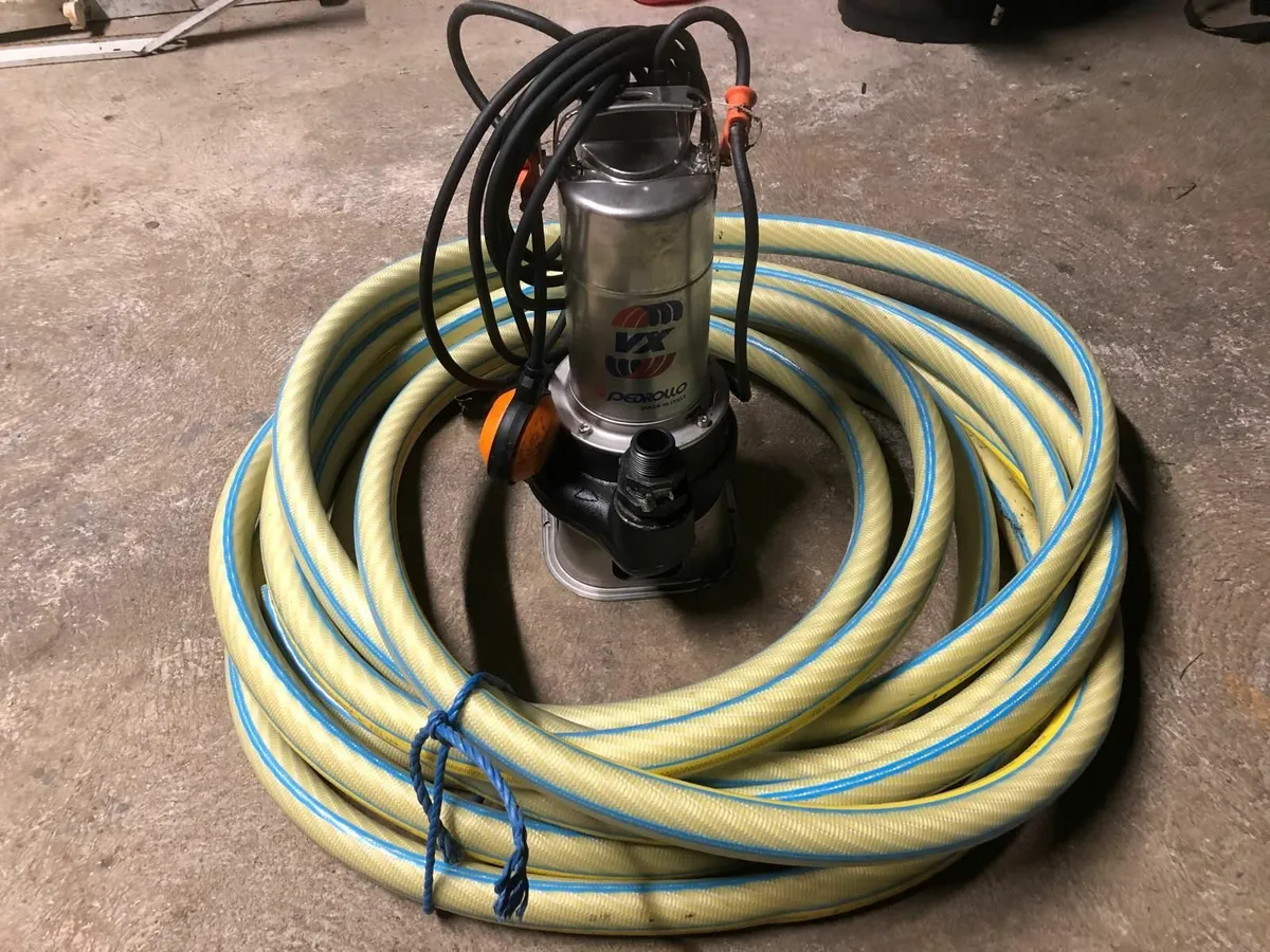 Pedrollo VXM 8/35 Submersible Sewage Pump - Image 1