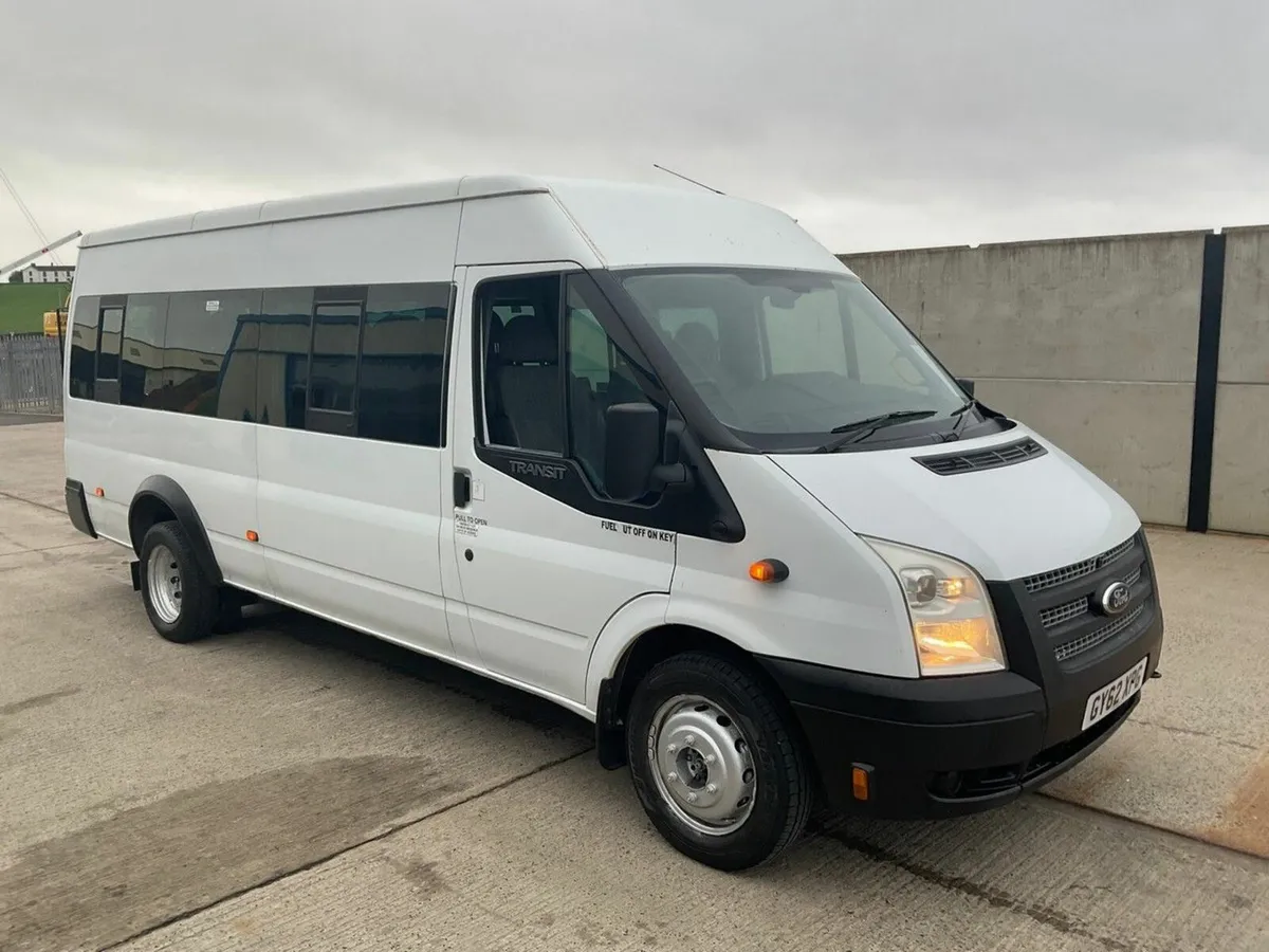 FORD TRANSIT T430 LWB 17 SEATER MINIBUS - Image 1