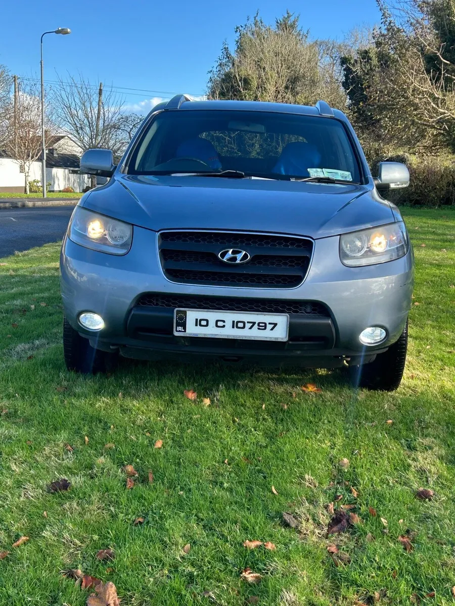 Hyundai Santa FE 2.2 - Image 1