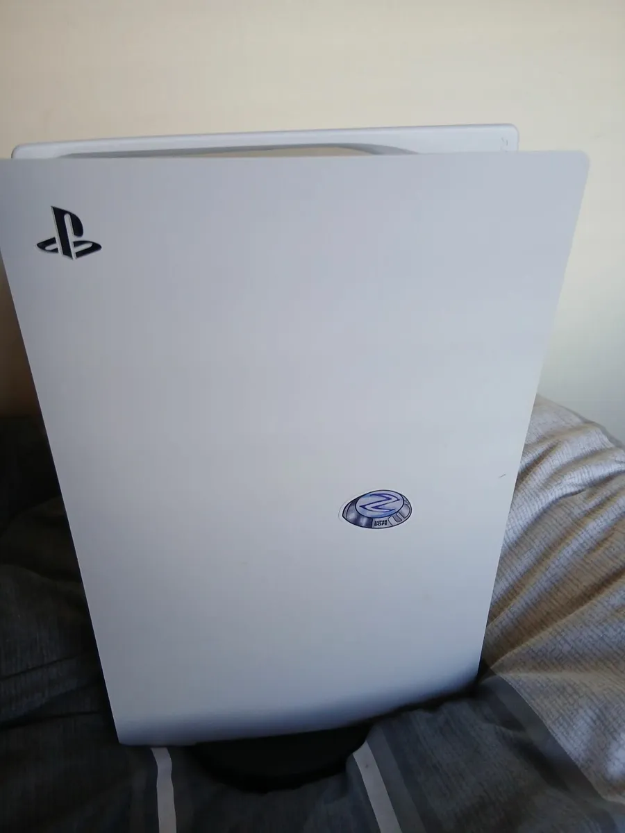 PlayStation 5 - Image 2