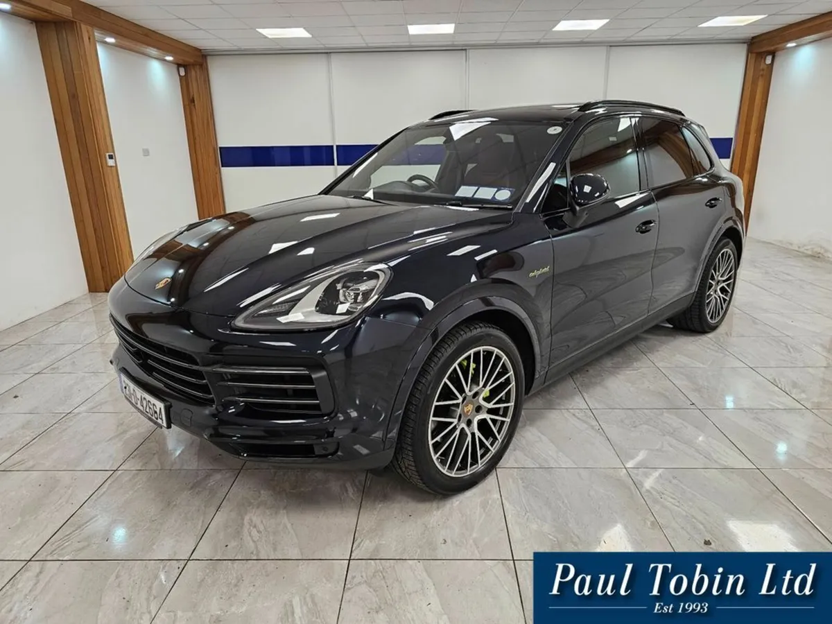 Porsche Cayenne HIGH SPEC - Image 1