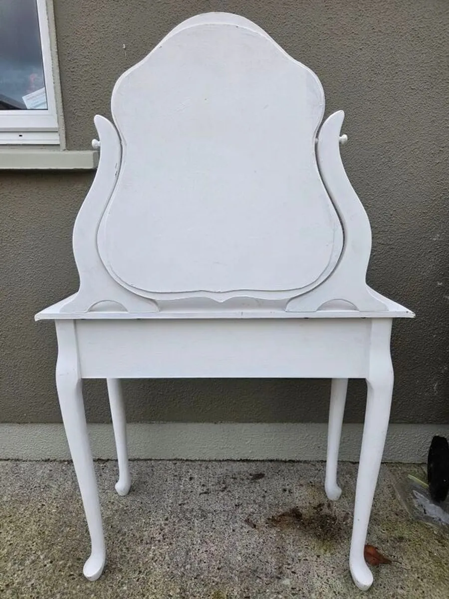 Dressing Table - Image 2