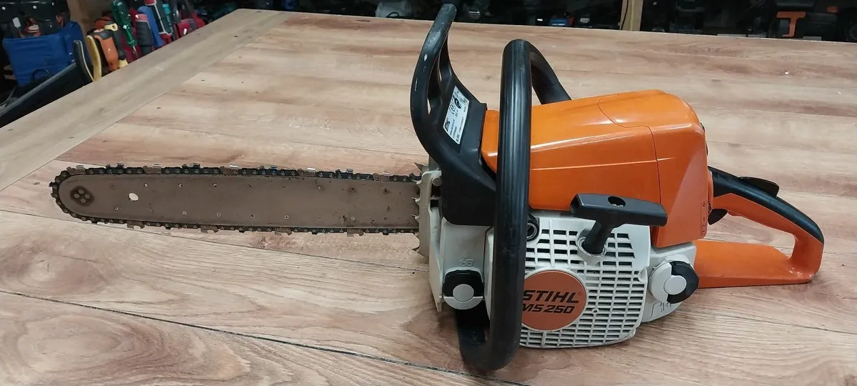 Stihl ms 250 - Image 2