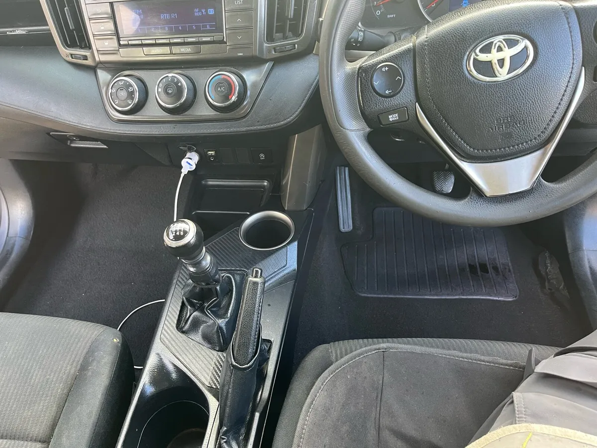 Toyota Rav - Image 4