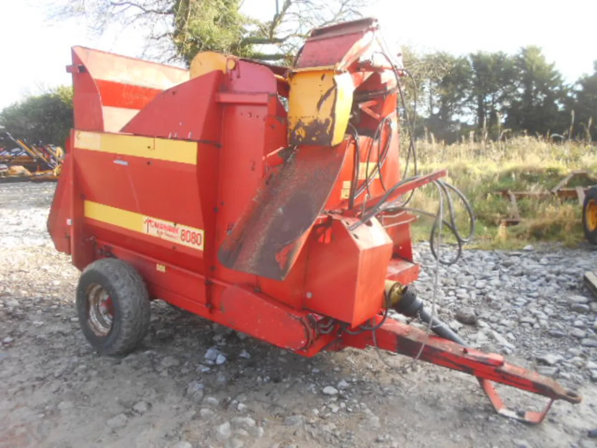 TEAGLE 8080 BALE SHREDDER - Image 1