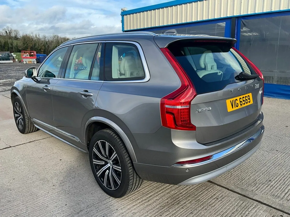 VOLVO XC90 INSCRIPTION 2.0 B5D AWD MHEV AUTOMATIC - Image 3