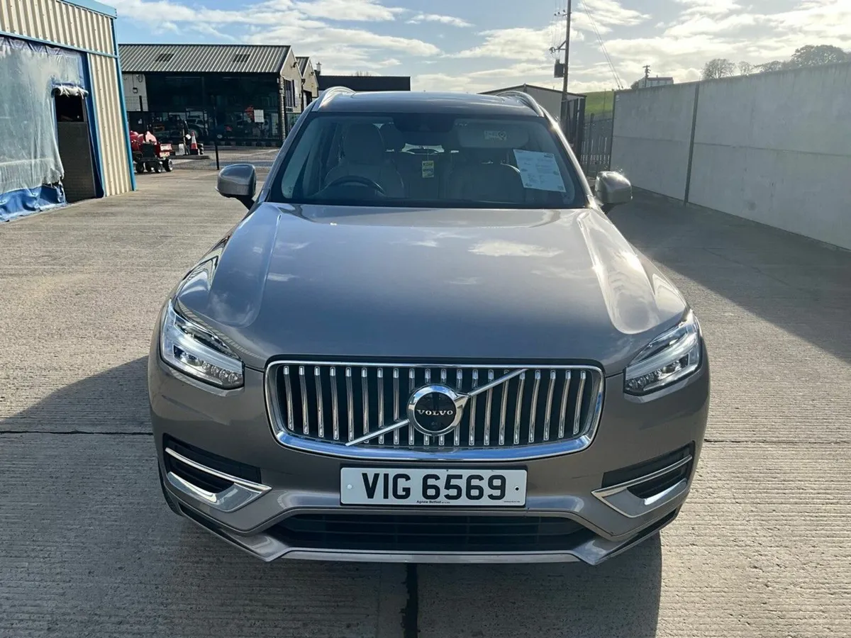 VOLVO XC90 INSCRIPTION 2.0 B5D AWD MHEV AUTOMATIC - Image 4