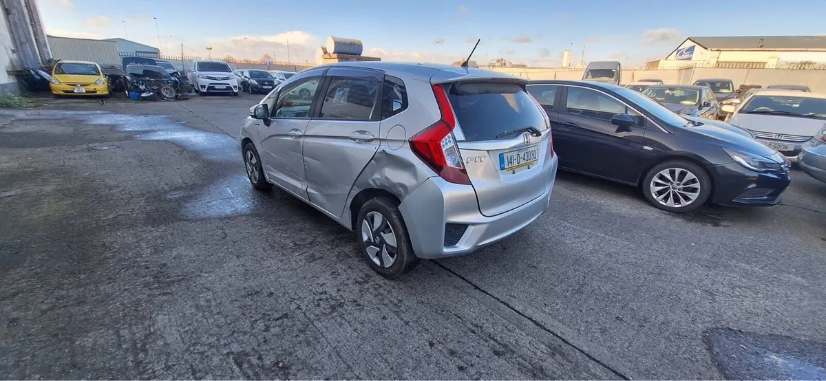 14 Fit Hybrid - Image 4