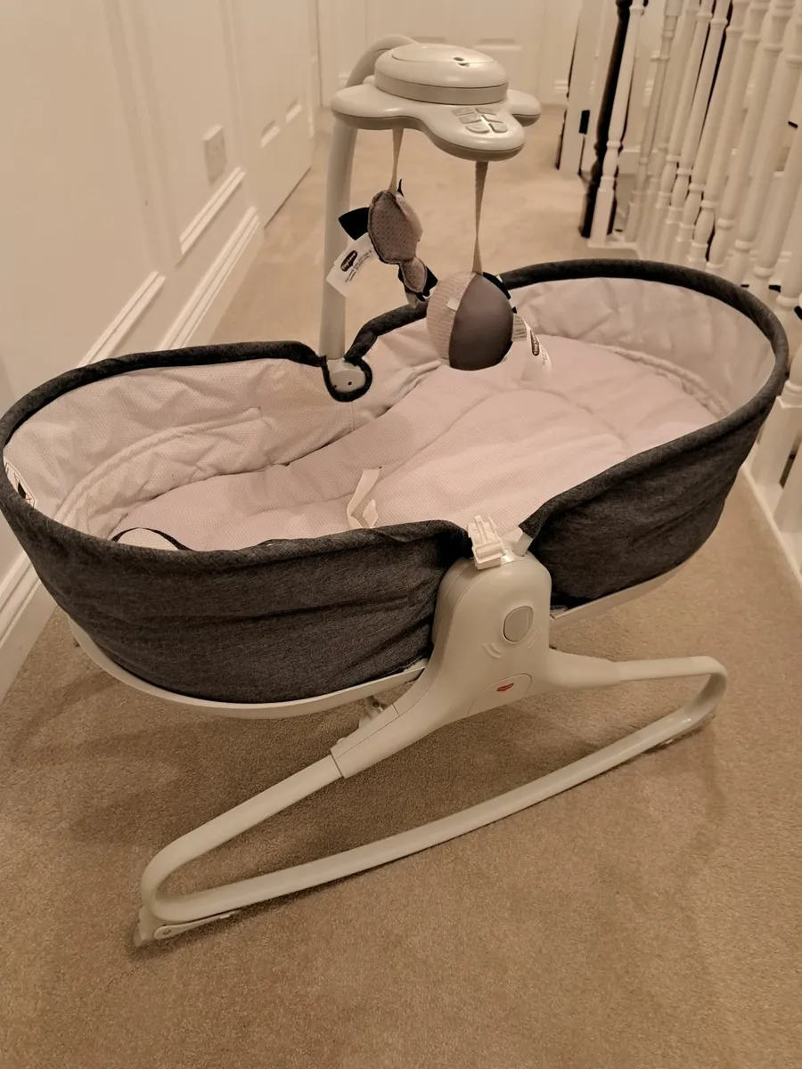 Tiny Love 3-in-1 Baby Rocker and Napper (Bouncer) - Image 1