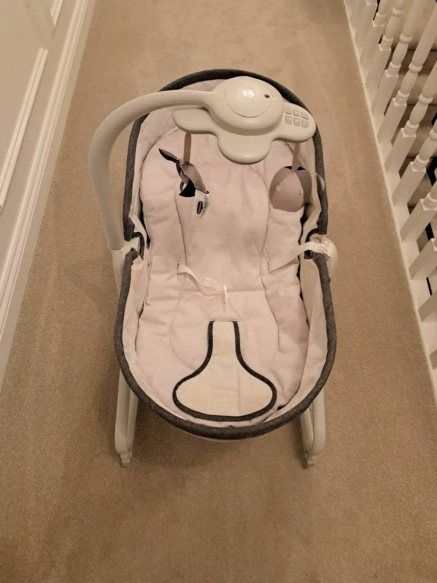 Tiny Love 3-in-1 Baby Rocker and Napper (Bouncer) - Image 4