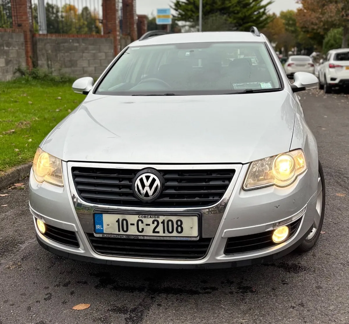 2010 Volkswagen Passat Estate - Low mileage - Image 4