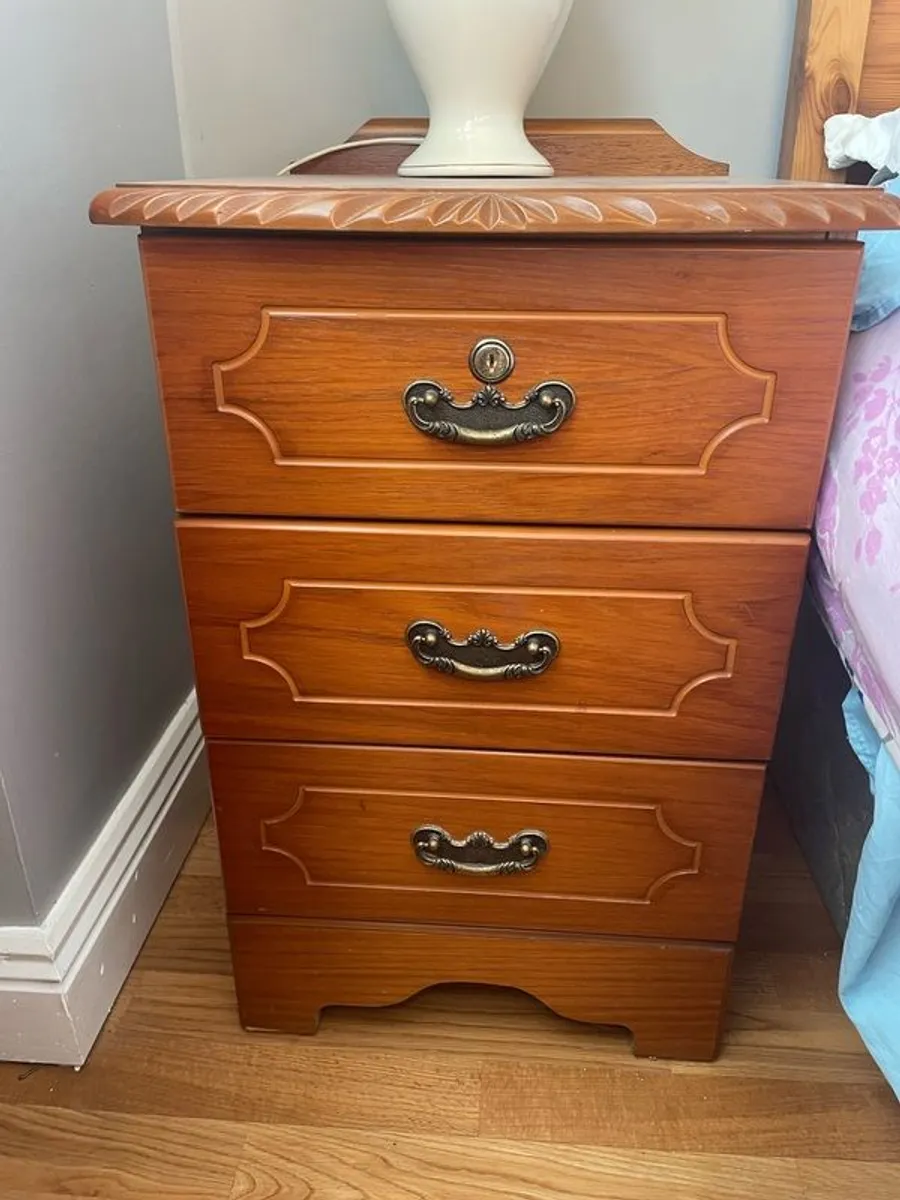 2 bedside lockers for sale - Image 2