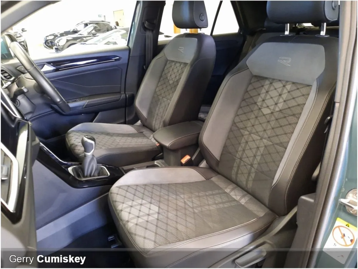 Volkswagen T-Roc R-line 1.0 TSI 110HP - Image 4