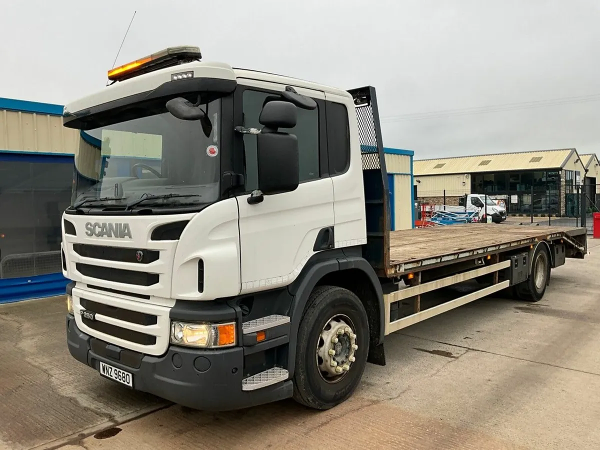 SCANIA P250 18 TON 4X2 CHEESE WEDGE PLANT LORRY - Image 4
