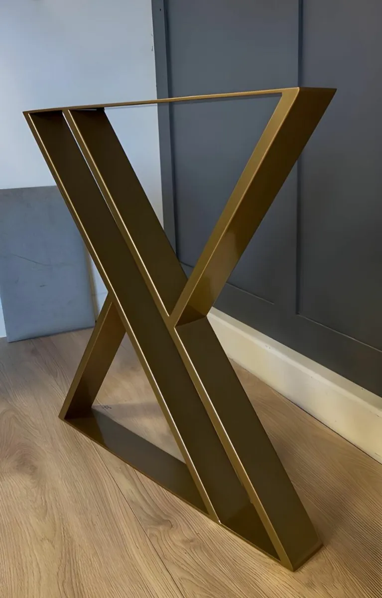 Set of 2 Hourglass-Shaped Gold Steel/Metal Table - Image 4