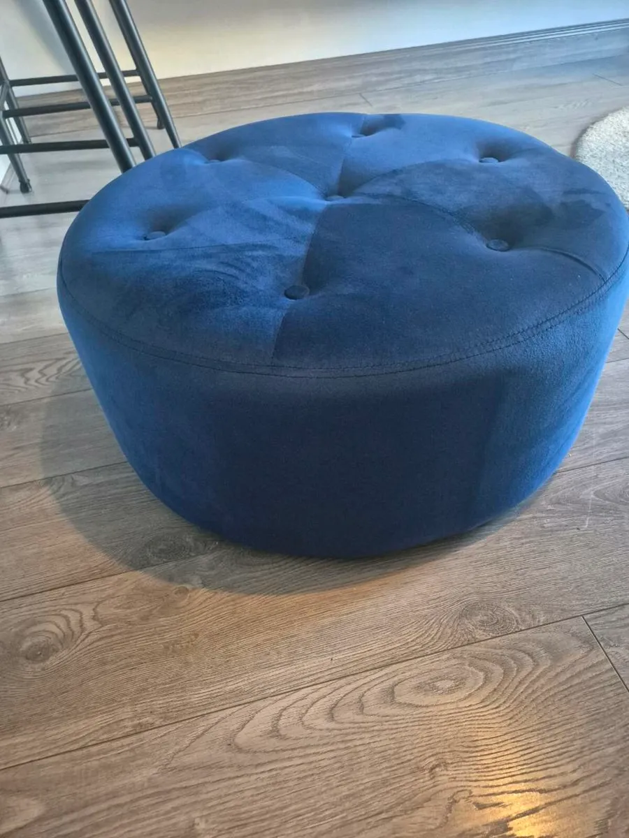 Pouffe - Image 2