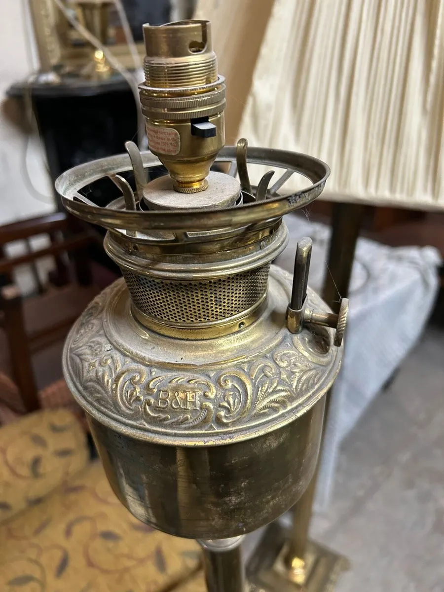 Victorian Brass Lamp - Image 2