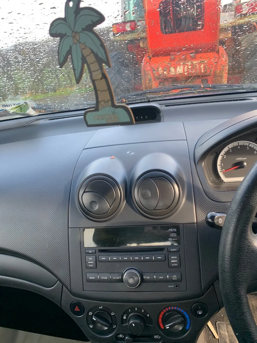 Chevrolet Aveo 2010 - Image 4