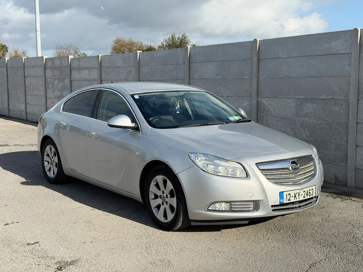 Vauxhall Insignia 2L Diesel NCT 11/26 - Image 3