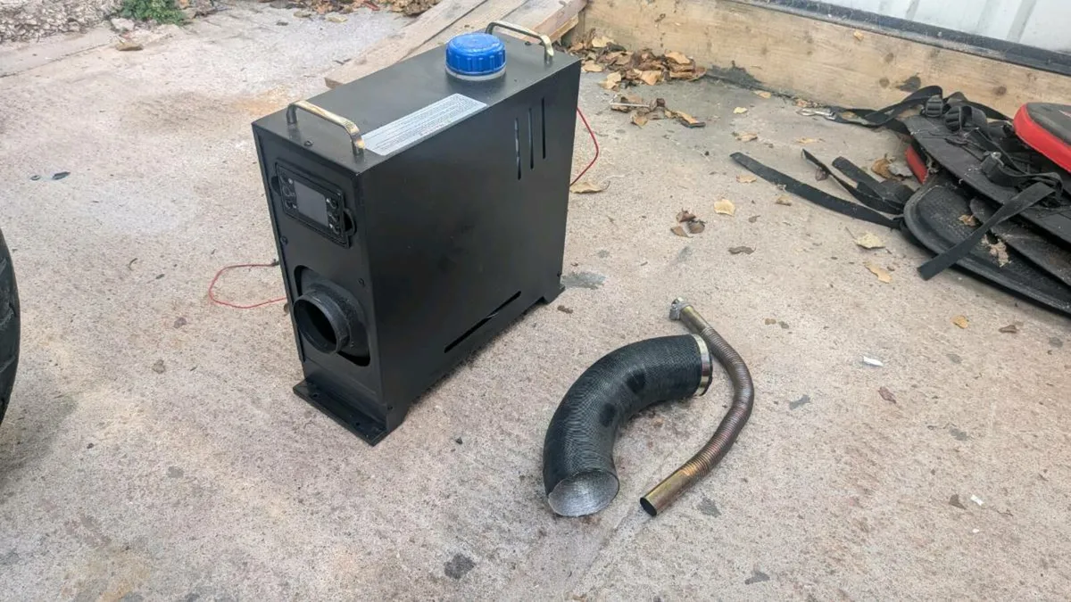 8kw 12v Diesel heater - Image 1