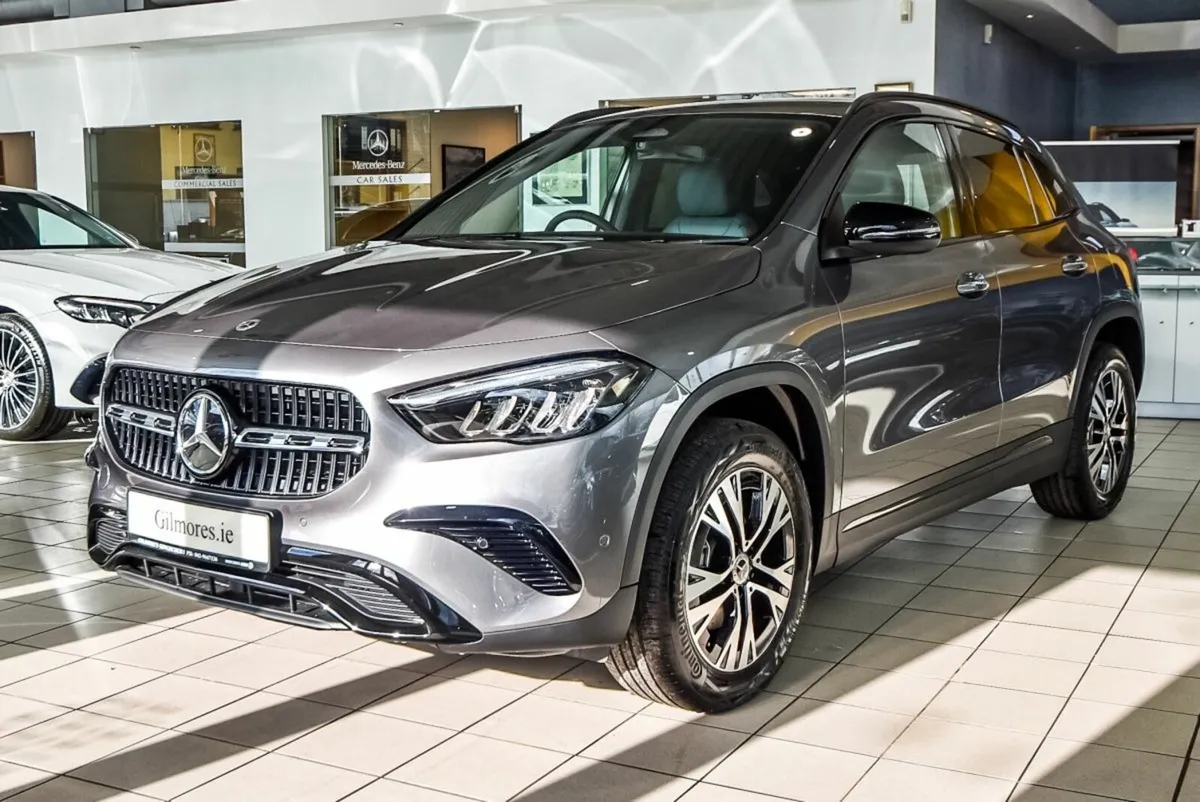 Mercedes-Benz GLA 180d Progressive Night Pack Auto - Image 4