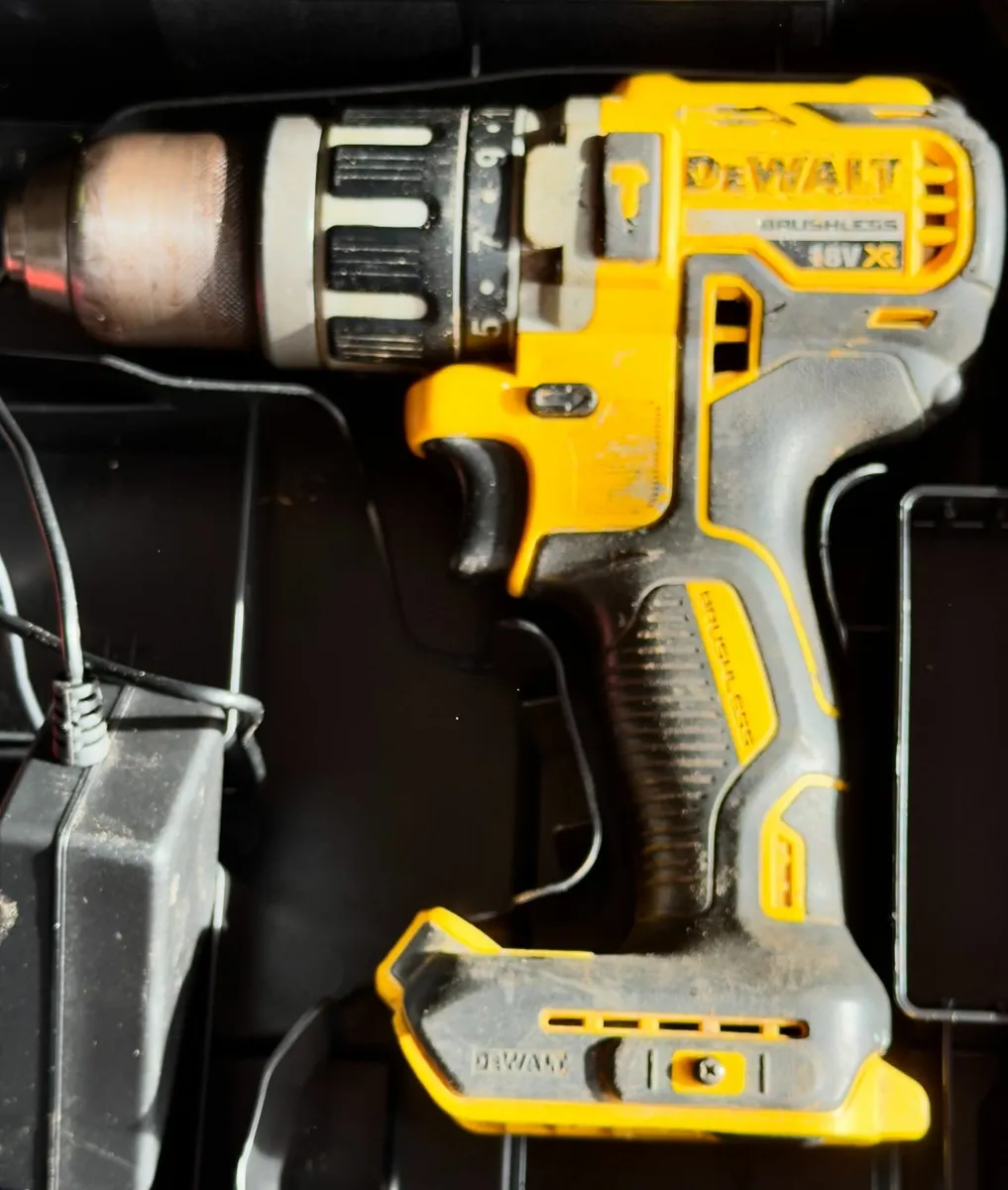 DeWalt  18v Drill - Image 1