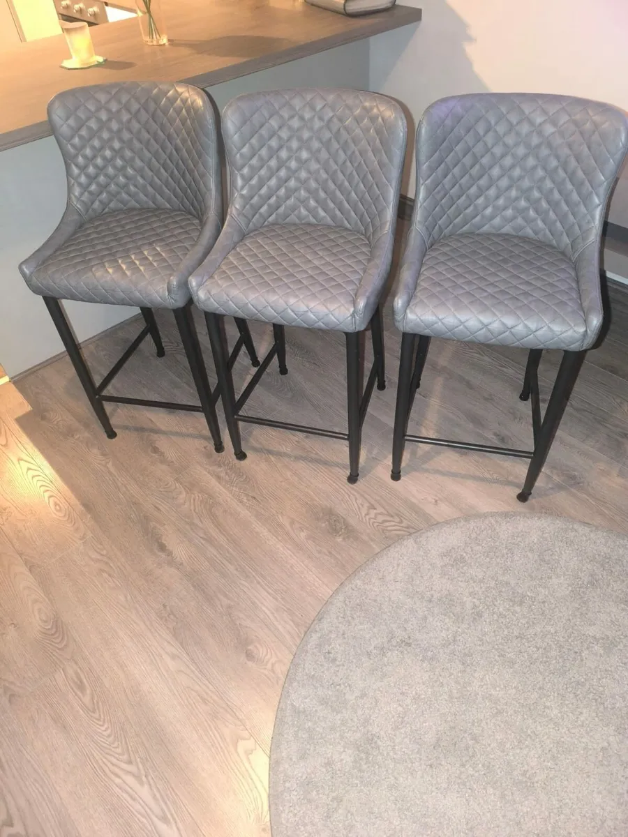 Kitchen / Bar Stools x 3