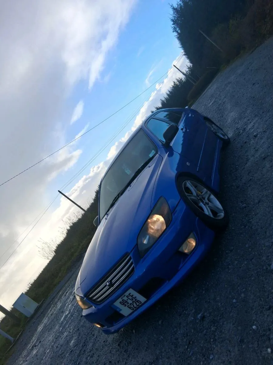 Toyota altezza for sale - Image 4