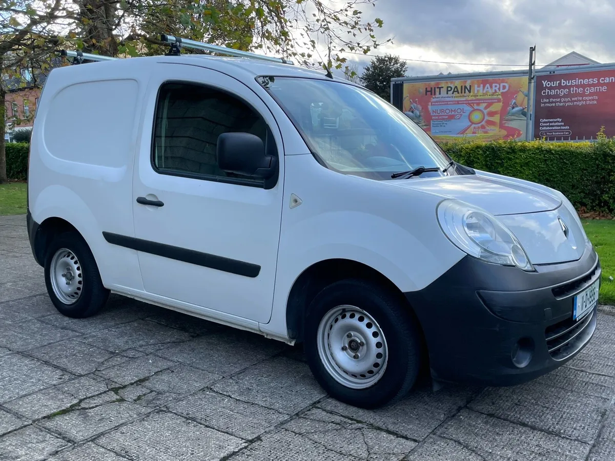 2011 Renault Kangoo Compact - Image 1