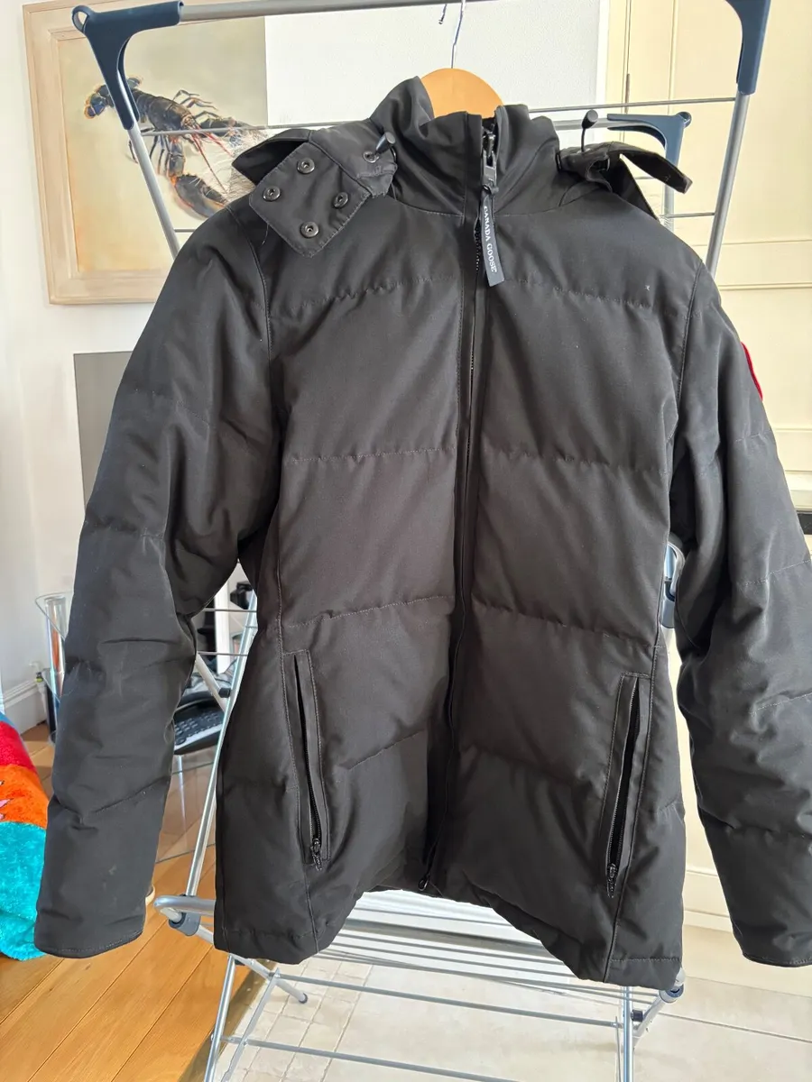 Canada goose womens chelsea parka size M - Image 2