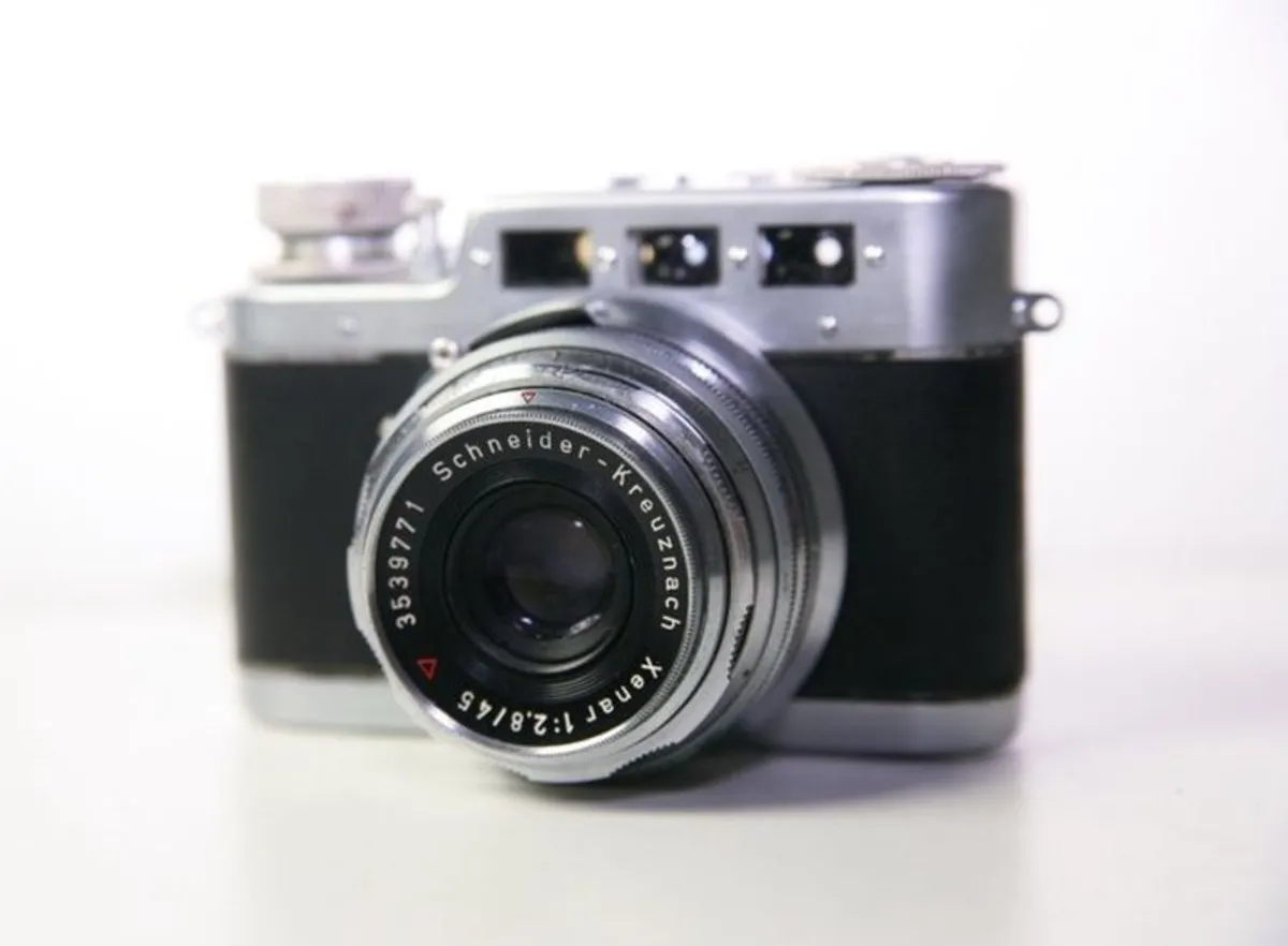 Voss Diax 1a Film Camera - Image 1