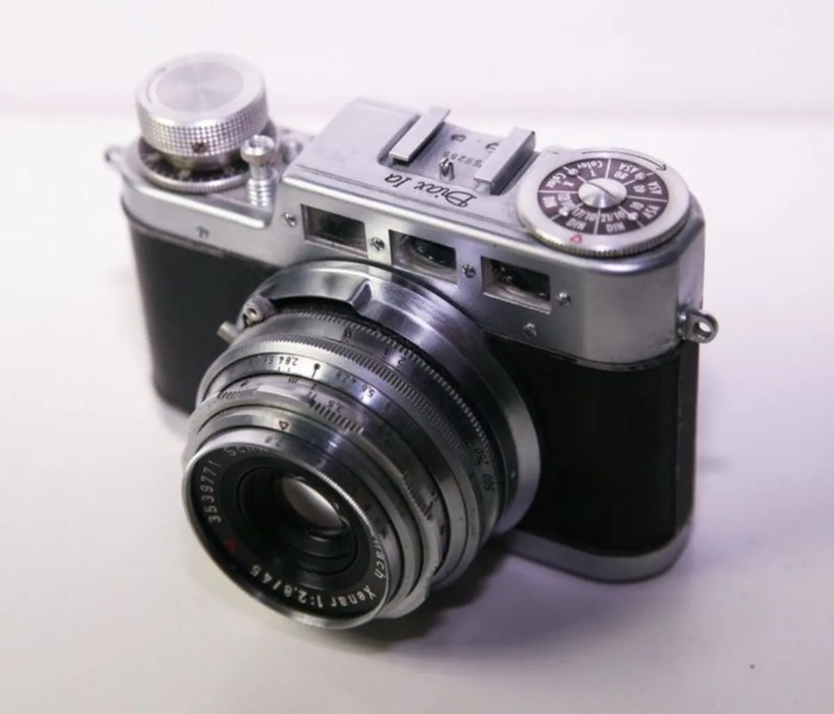 Voss Diax 1a Film Camera - Image 2