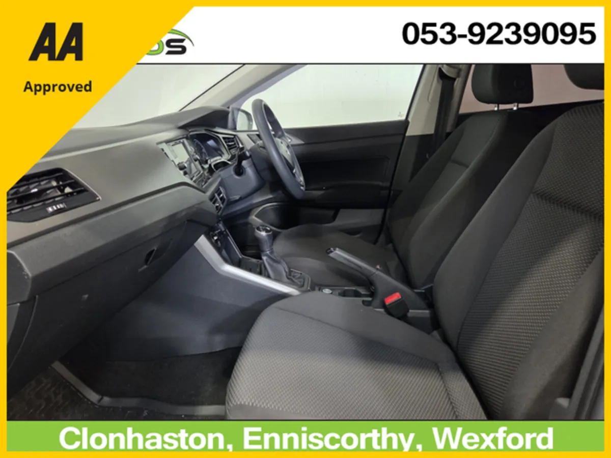 Volkswagen Polo 2019 TRENDLINE 1.0 PETROL - Image 4