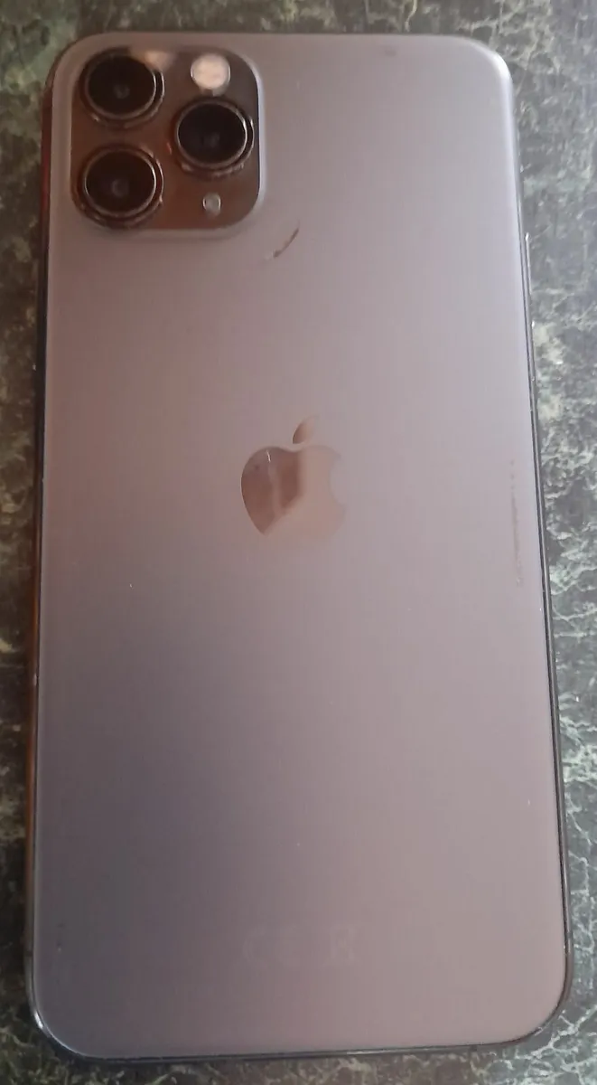 iPhone 11 Pro - Image 3