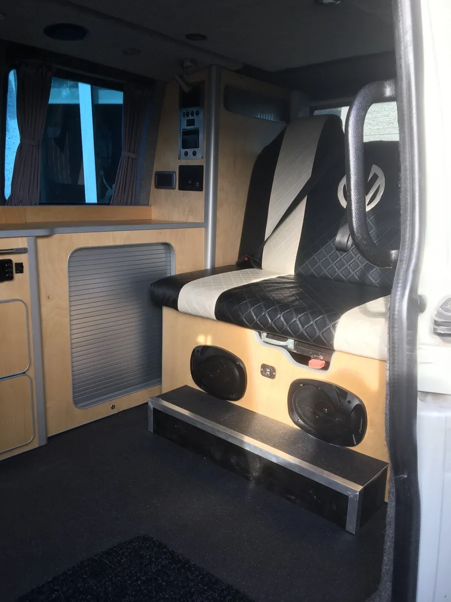 Superb VWT5 Campervan - Image 2