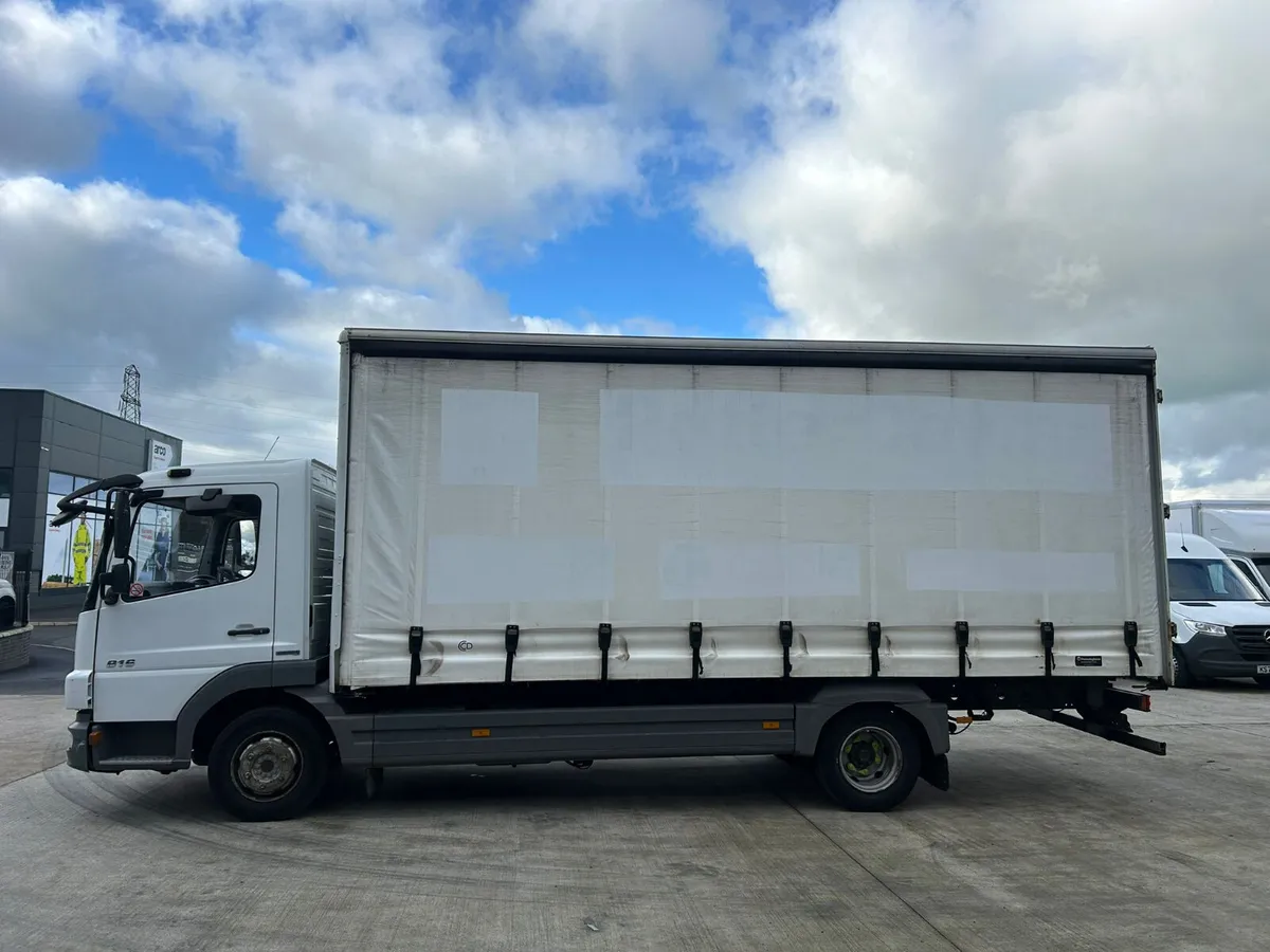 October 2013 Mercedes Atego 816 Curtainside - Image 4