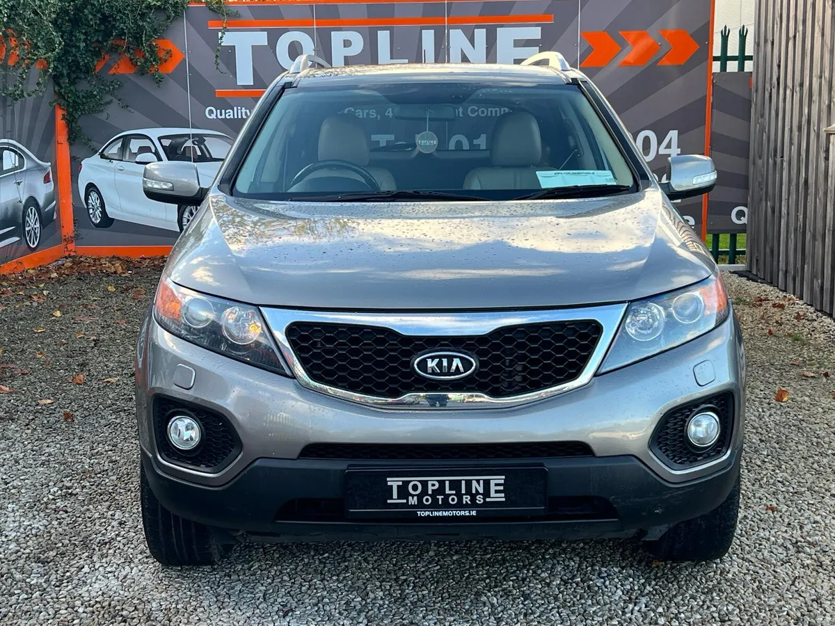 ==FRESH DOE//2 SEATER COMMERCIAL//FULL LEATHER== - Image 3