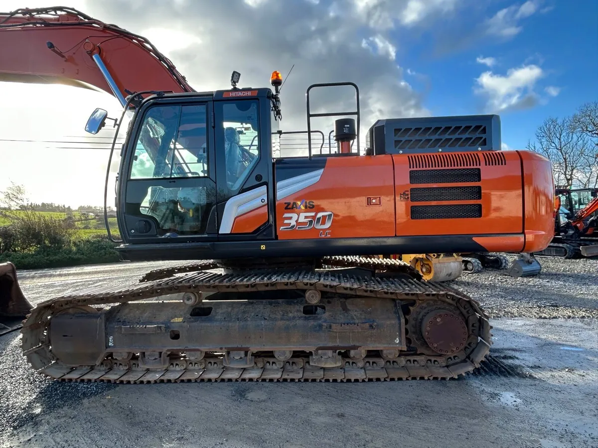 ✅ 2022 Hitachi ZX350LC-7 - Image 1