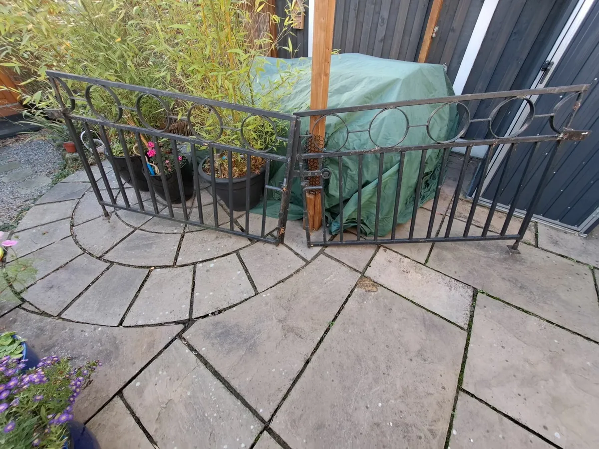 Garden Gates - Image 1