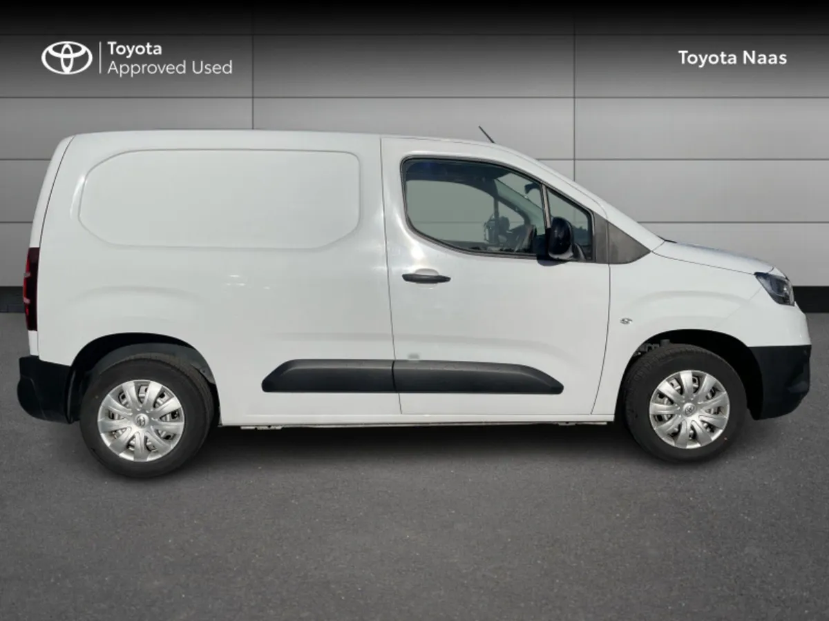 Toyota Proace City CITY 1.5D GX SWB 650KG - Image 3